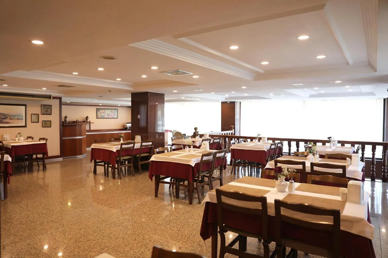 Yavuz Hotel Istanbul 2*,